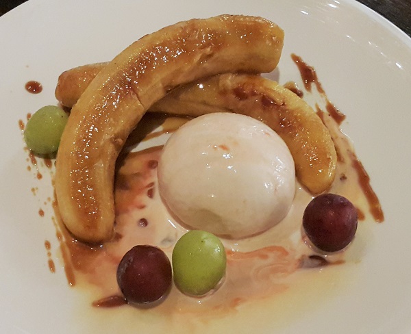 Deep fried banana with gula Melaka syrup - The Barn