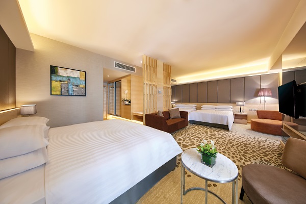 family-suite_front