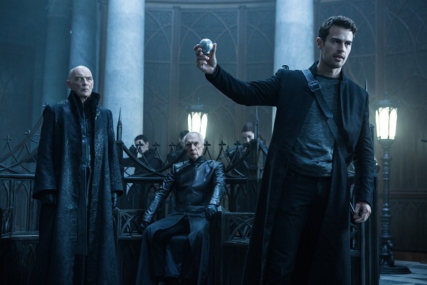 James Faulkner (left) and Theo James (right) star in Screen Gems' UNDERWORLD: BLOOD WARS.