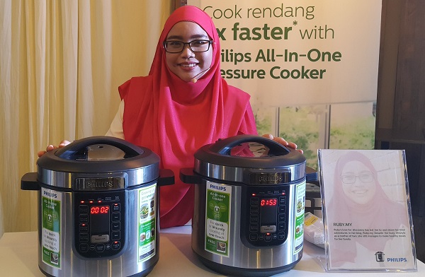 hilips All-In-One Pressure Cooker MP