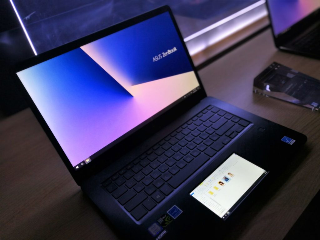 ASUS