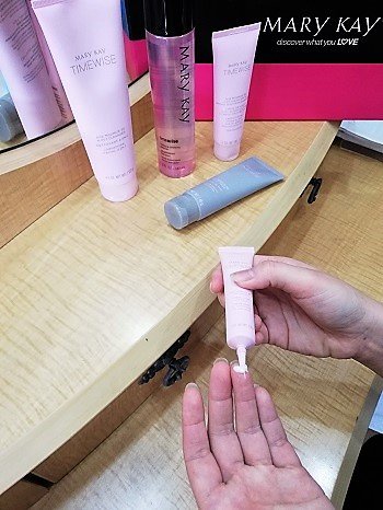Mary Kay’s TimeWise® Miracle Set 3D™