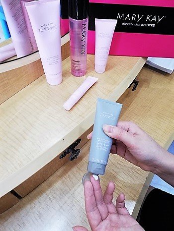 Mary Kay’s TimeWise® Miracle Set 3D™