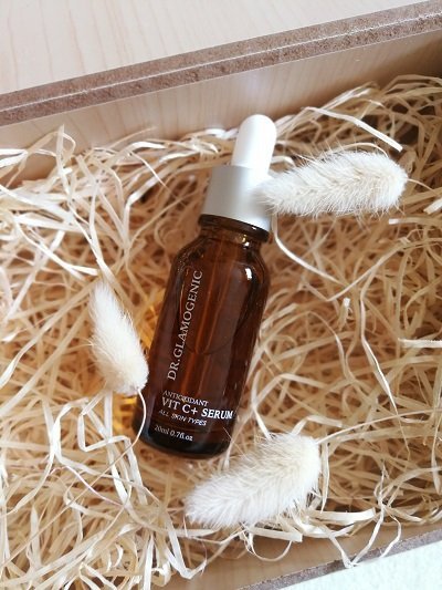 r Glamogenic Antioxidant Vit C+ Serum