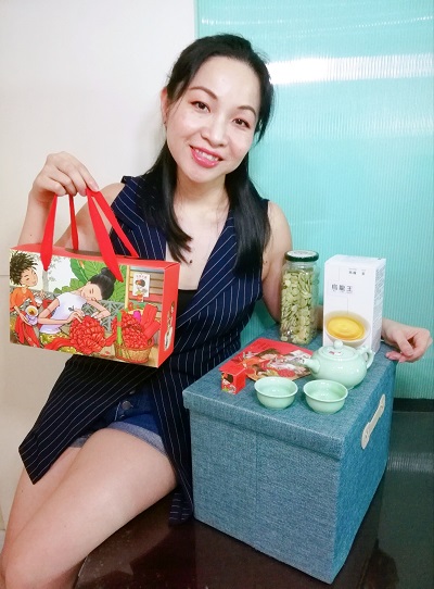 Purple Cane Tea CNY Gift 1